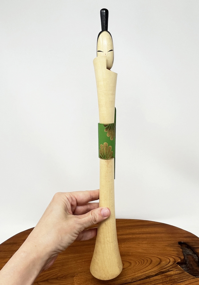 Pregiata kokeshi vintage da collezione "Mai" - "La Danzatrice" di Shidō Shōzan (39,5 cm) - immagine 10