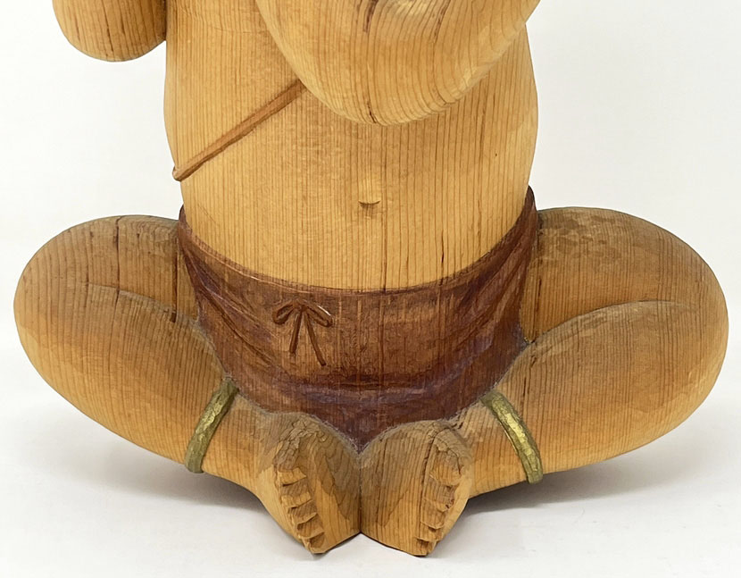 Pregiata scultura vintage “Onikko no mura matsuri” – "Festa del villaggio del piccolo oni" – di Kobayashi Gudō in legno di cipresso - immagine 8