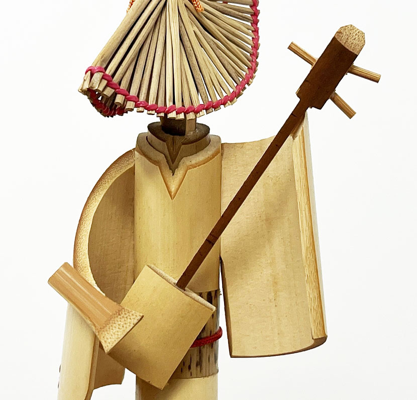 Elegante bambola vintage Echizen in bambù - Suonatrice di shamisen - immagine 7
