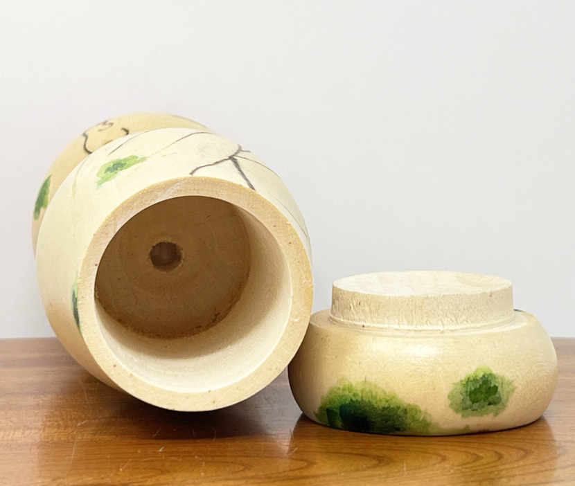 Esclusiva Kokeshi “Nomichi” - Jizō “Sentiero di Campagna” di Oki Yasunobu - immagine 11