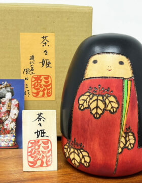 Raffinata kokeshi vintage “Chacha-hime” – “La principessa Chacha” di Sansaku Sekiguchi (15,5 cm)