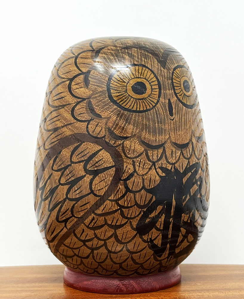 Rara Kokeshi vintage “Gufo Daruma” beneaugurante del Maestro Sato Kazuo - immagine 4
